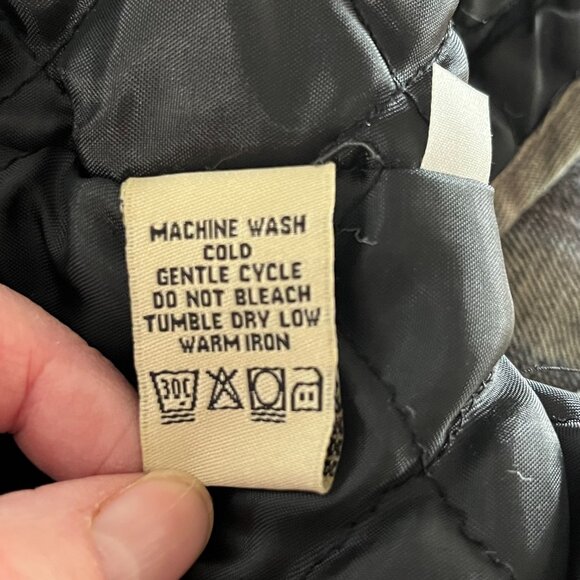 Levis Flannel Jacket Men's M Gray Plaid Quilted  Lined Chore Shirt  Shacket  Y2K - Picture 8 of 11